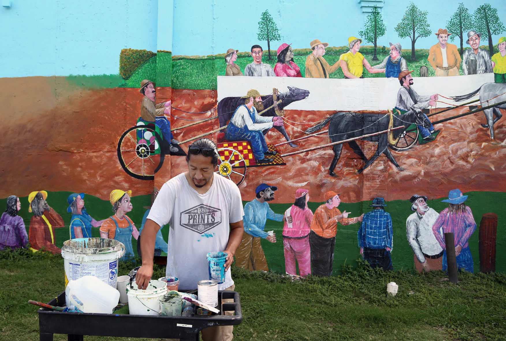 Diversified mural